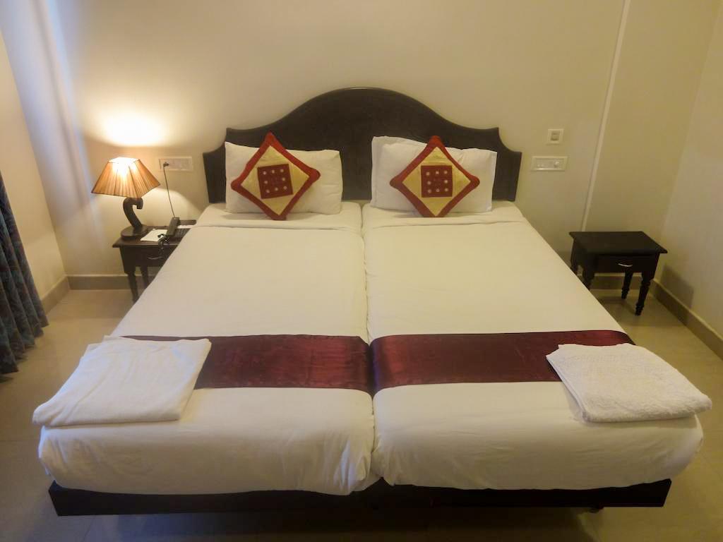 Hotel Geethu International Ковалам Екстер'єр фото