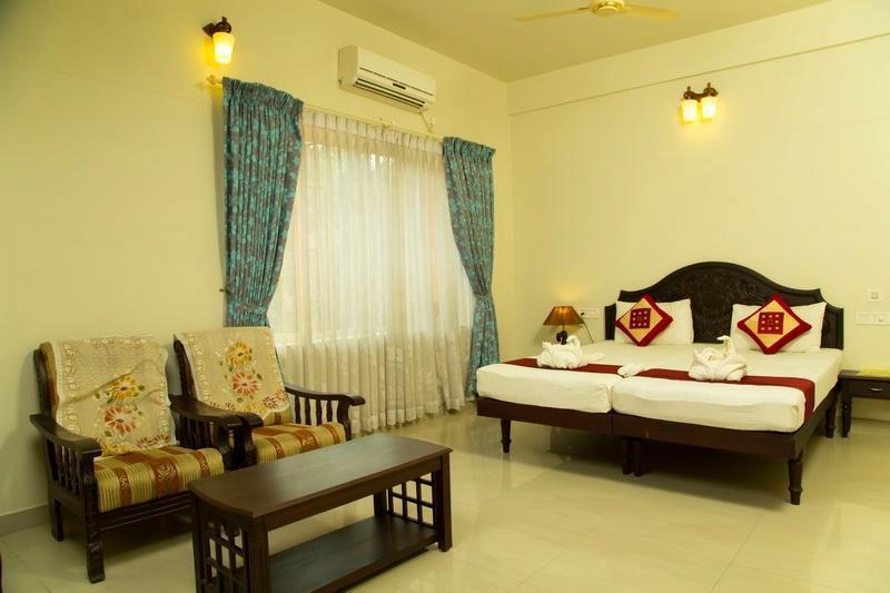 Hotel Geethu International Ковалам Екстер'єр фото