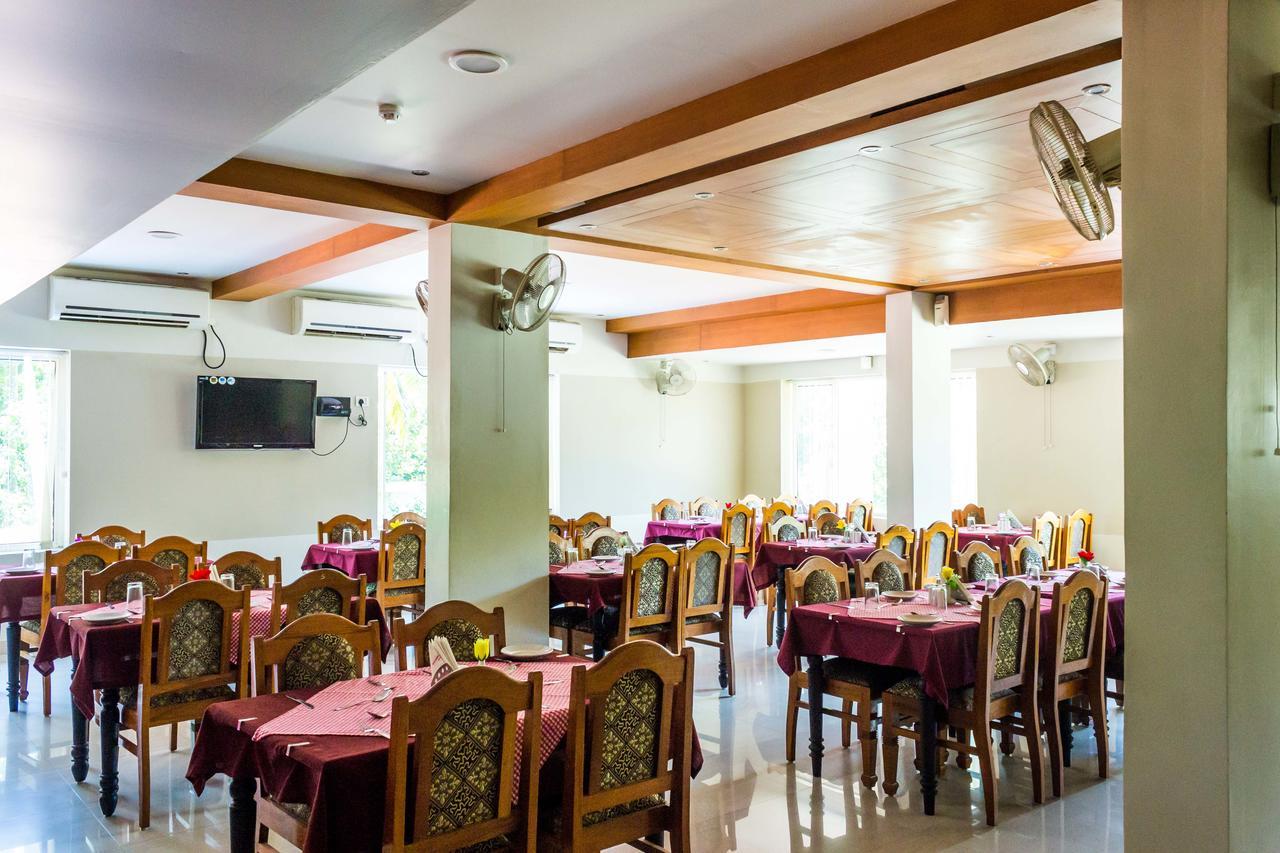 Hotel Geethu International Ковалам Екстер'єр фото